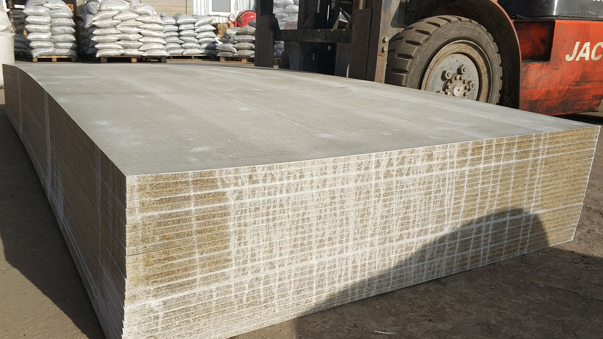 Характеристики и применение цементно-стружечных плит